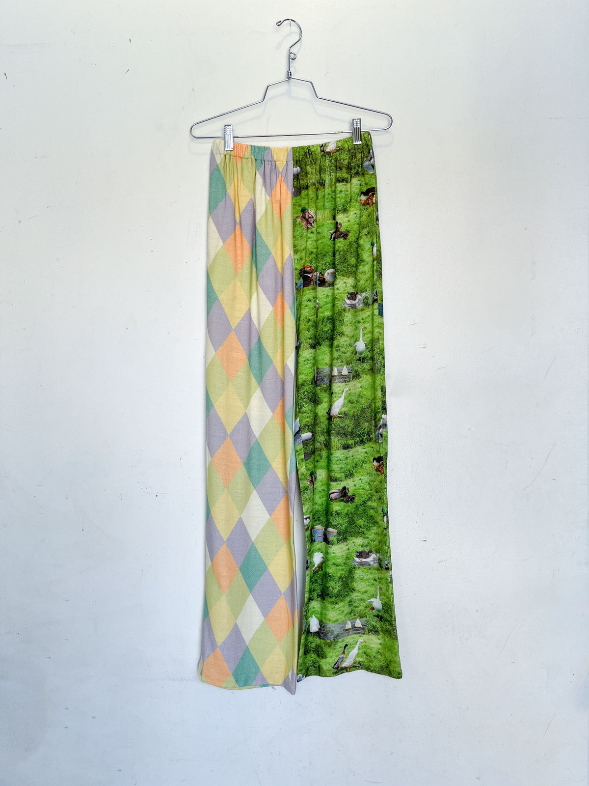 #22: S Scrap Split Print Lazy Pants - Pastel Harlequin / Ducks