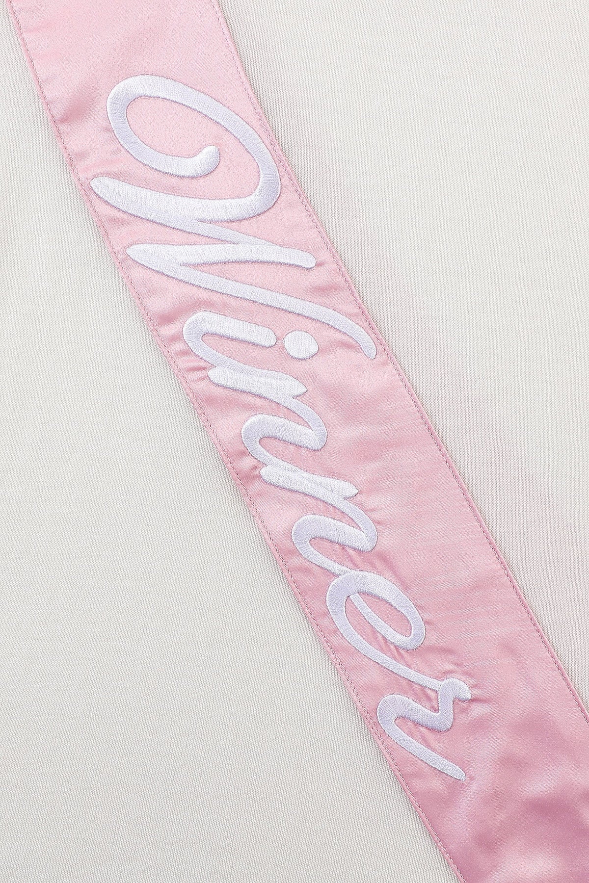 Winner's Sash Wool Blend Tee White / Pink