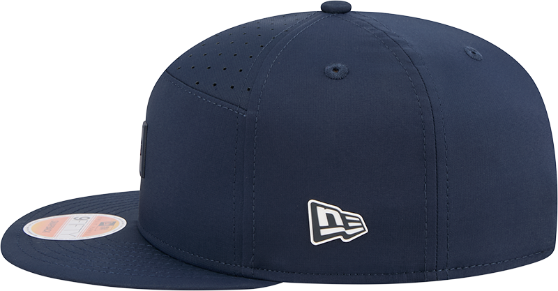 Men's Chicago Bears New Era Navy 2025 B Sideline Split Panel 9FIFTY Snapback Hat