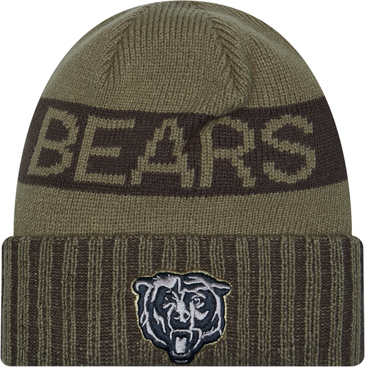 Chicago Bears New Era Green 2025 NFL Sideline Salute To Service Cuffed Knit Hat