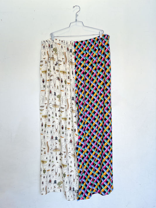 #19,20: Scrap Split Print Lazy Pants - Bugs / Screensaver
