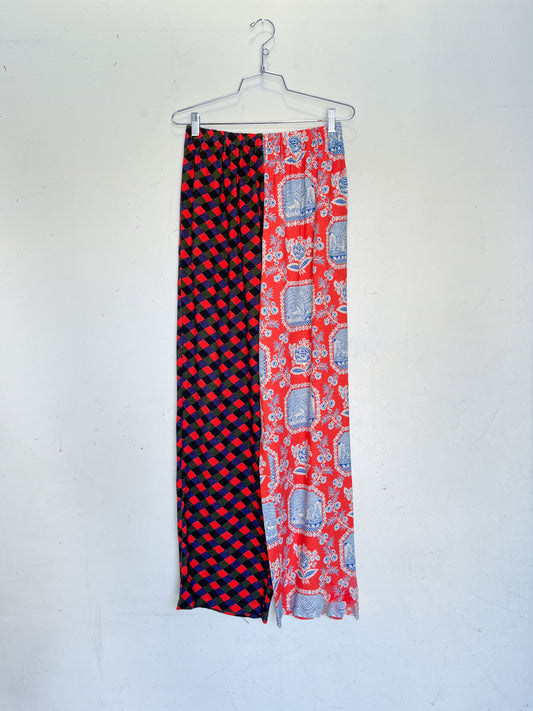 #31: M Scrap Split Print Lazy Pants - Diamond / French Sex
