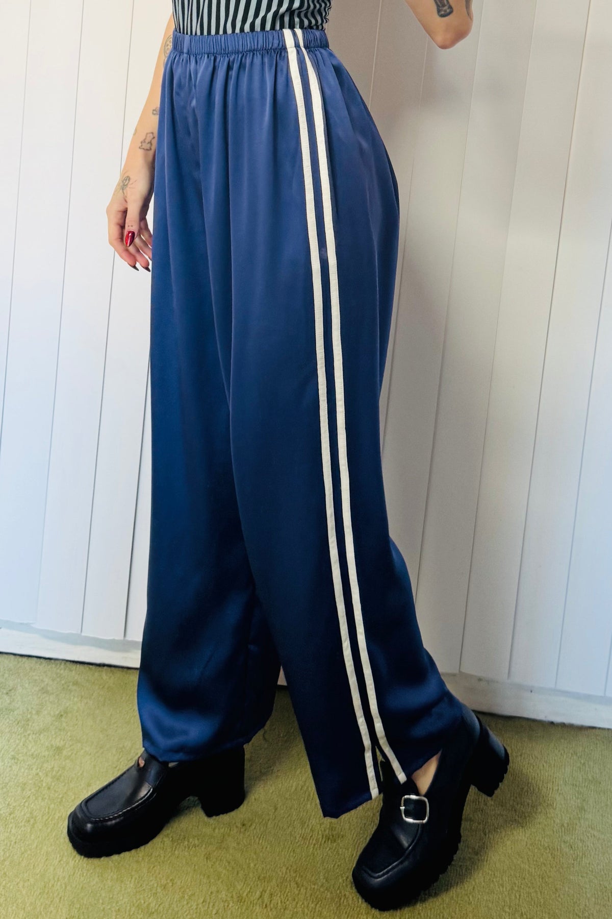 SAMPLE #747 - XS Navy Silk  Track Pants