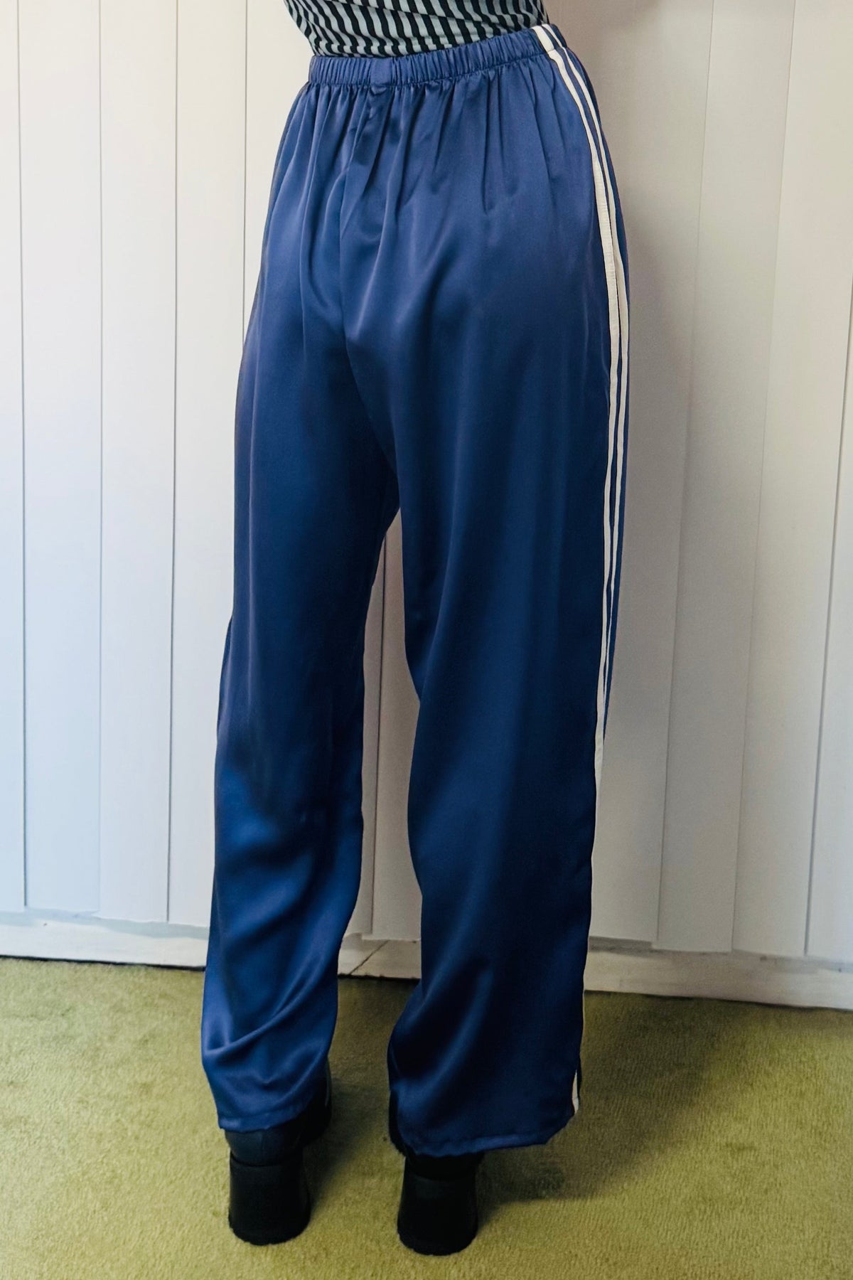 SAMPLE #747 - XS Navy Silk  Track Pants