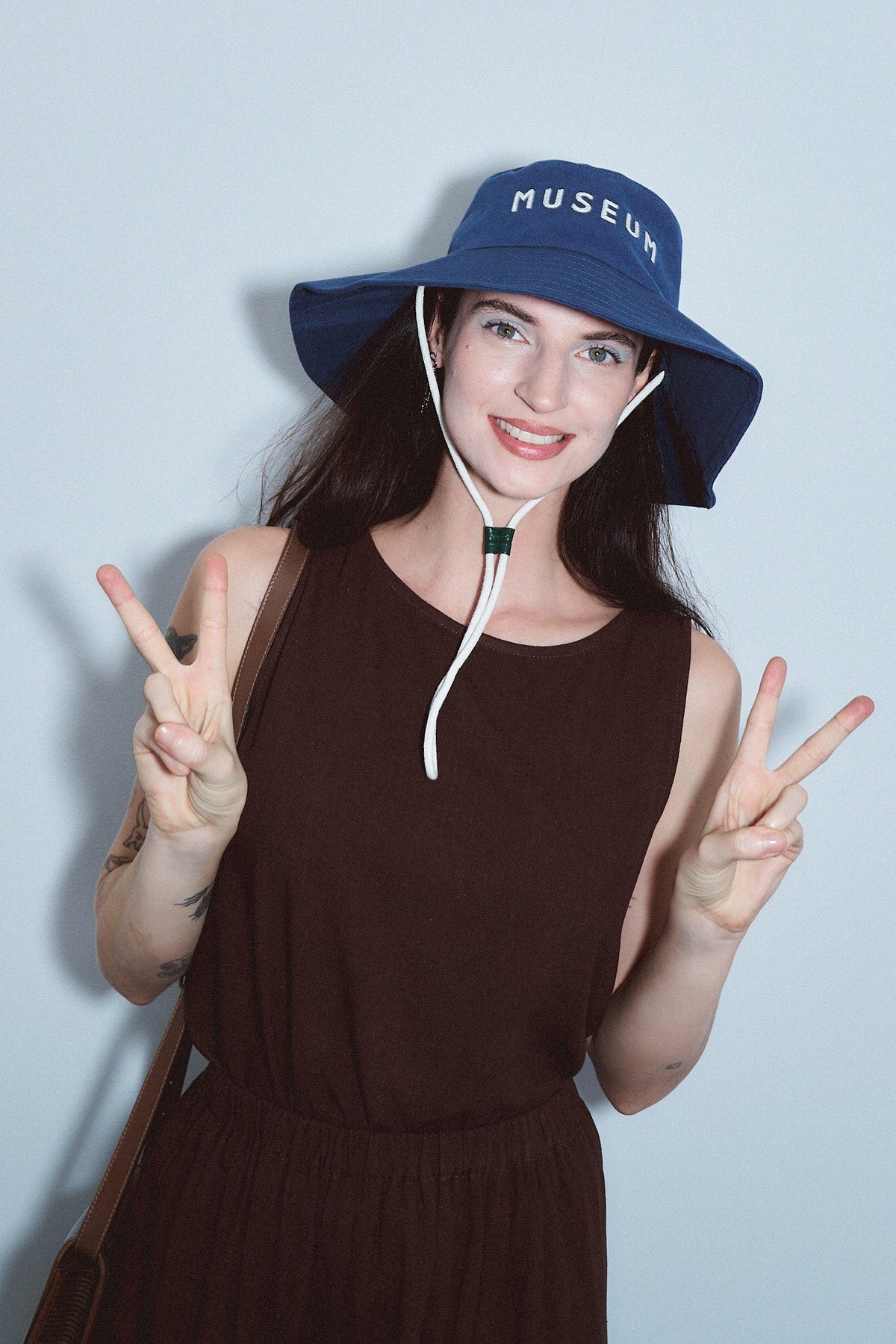 5 left - MUSEUM Adventure Hat Navy