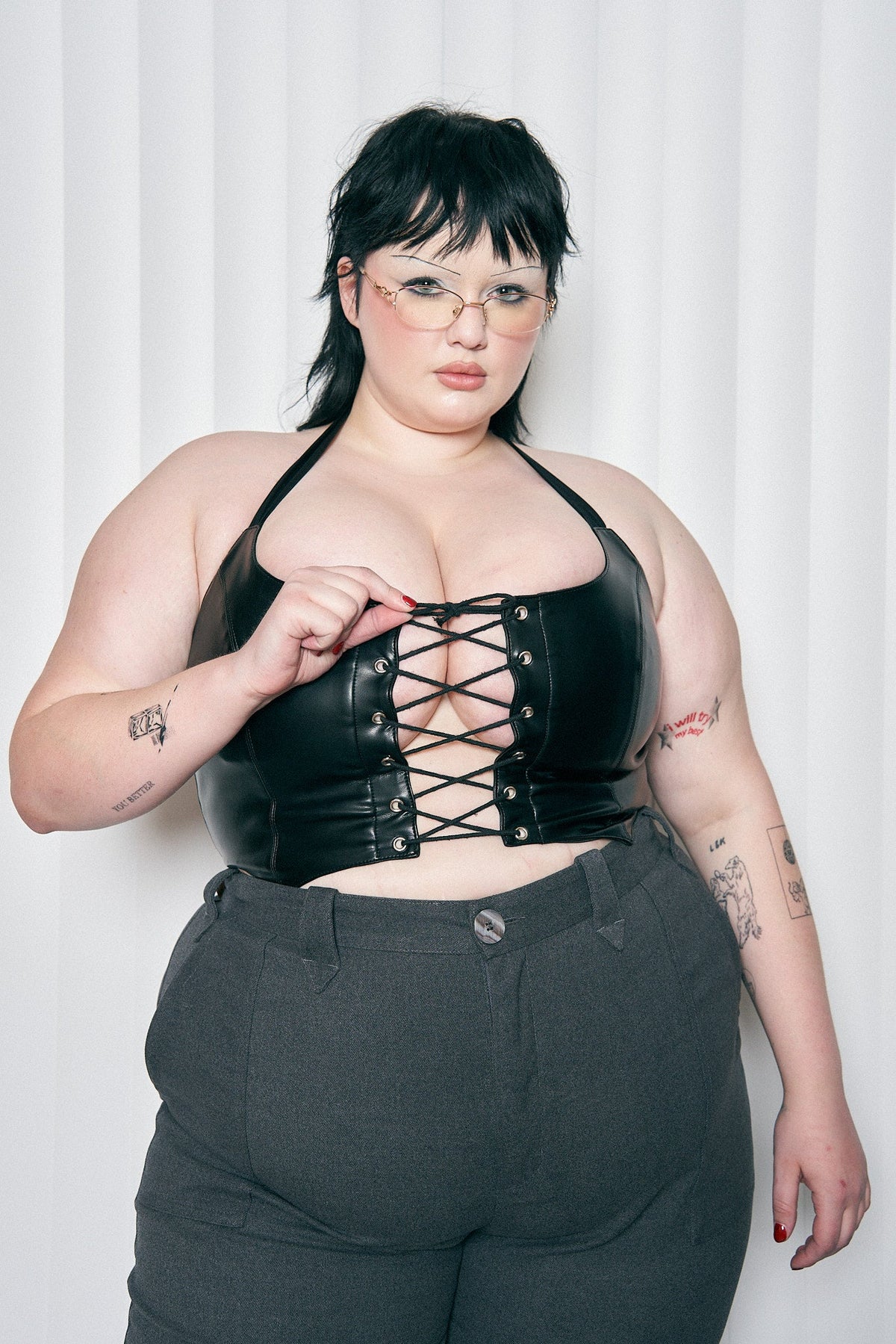 1 left - Lace Up Halter Top Plant Leather Black