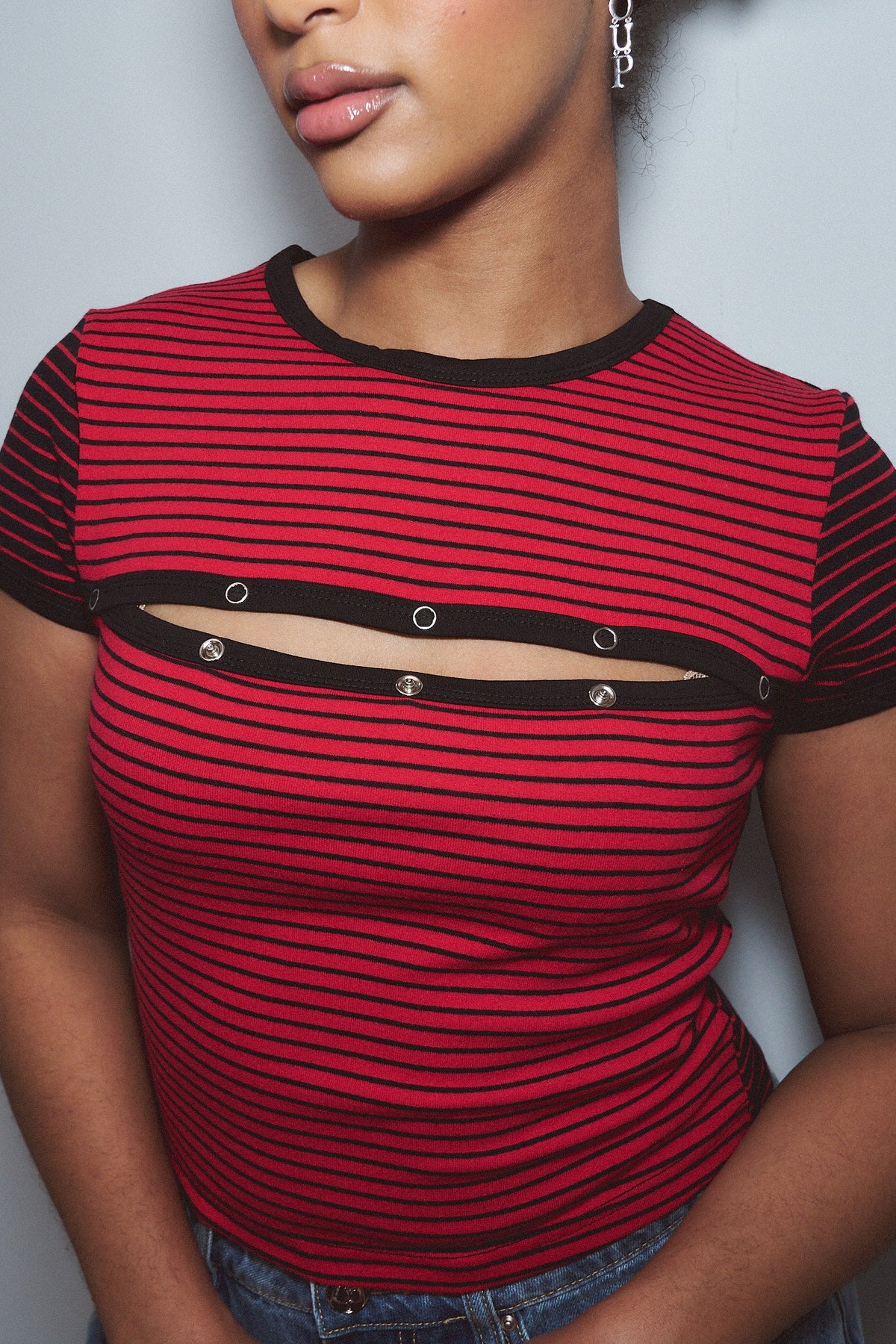 Calvin Snap Tee Blood Stripe
