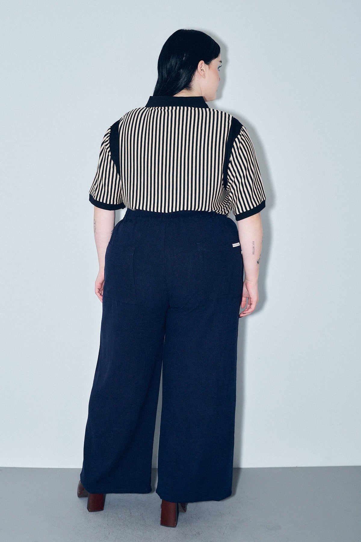 Straight Leg Trousers Thick Linen Navy Sporty